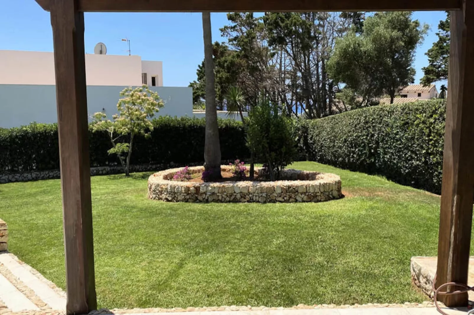 Maison à Binisafuller-Image-tags.