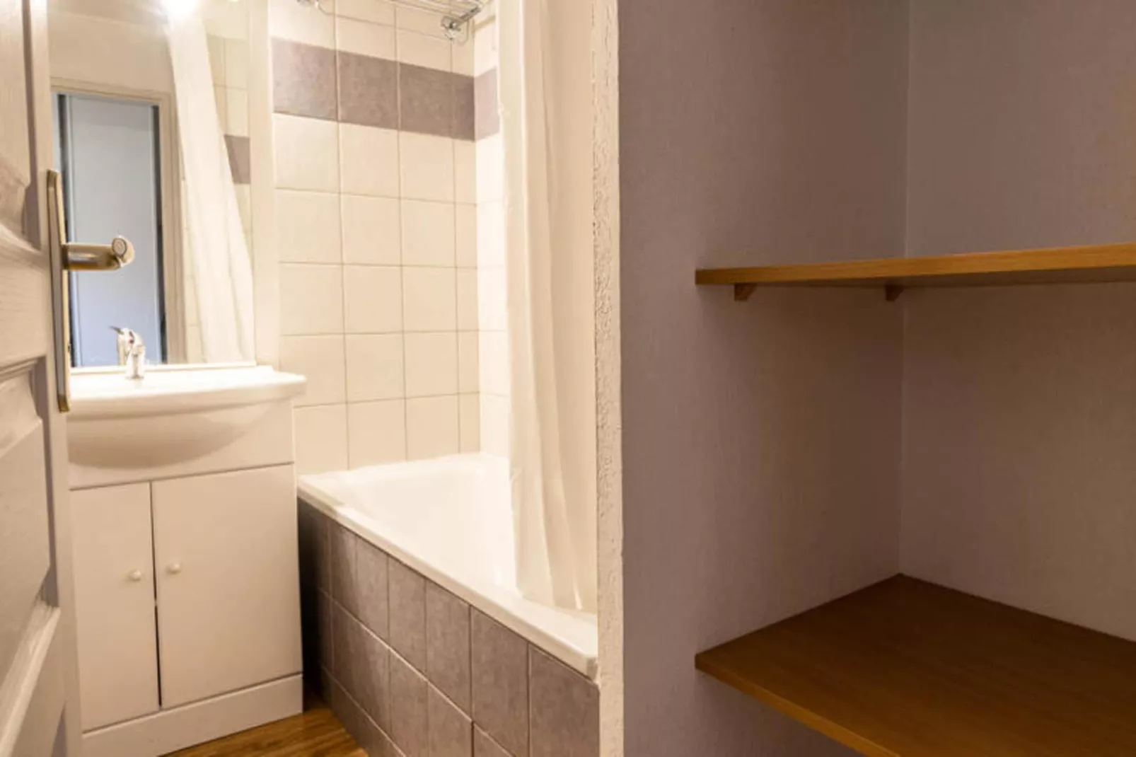 Les Chalets De Bois MÉan - E - Badkamer