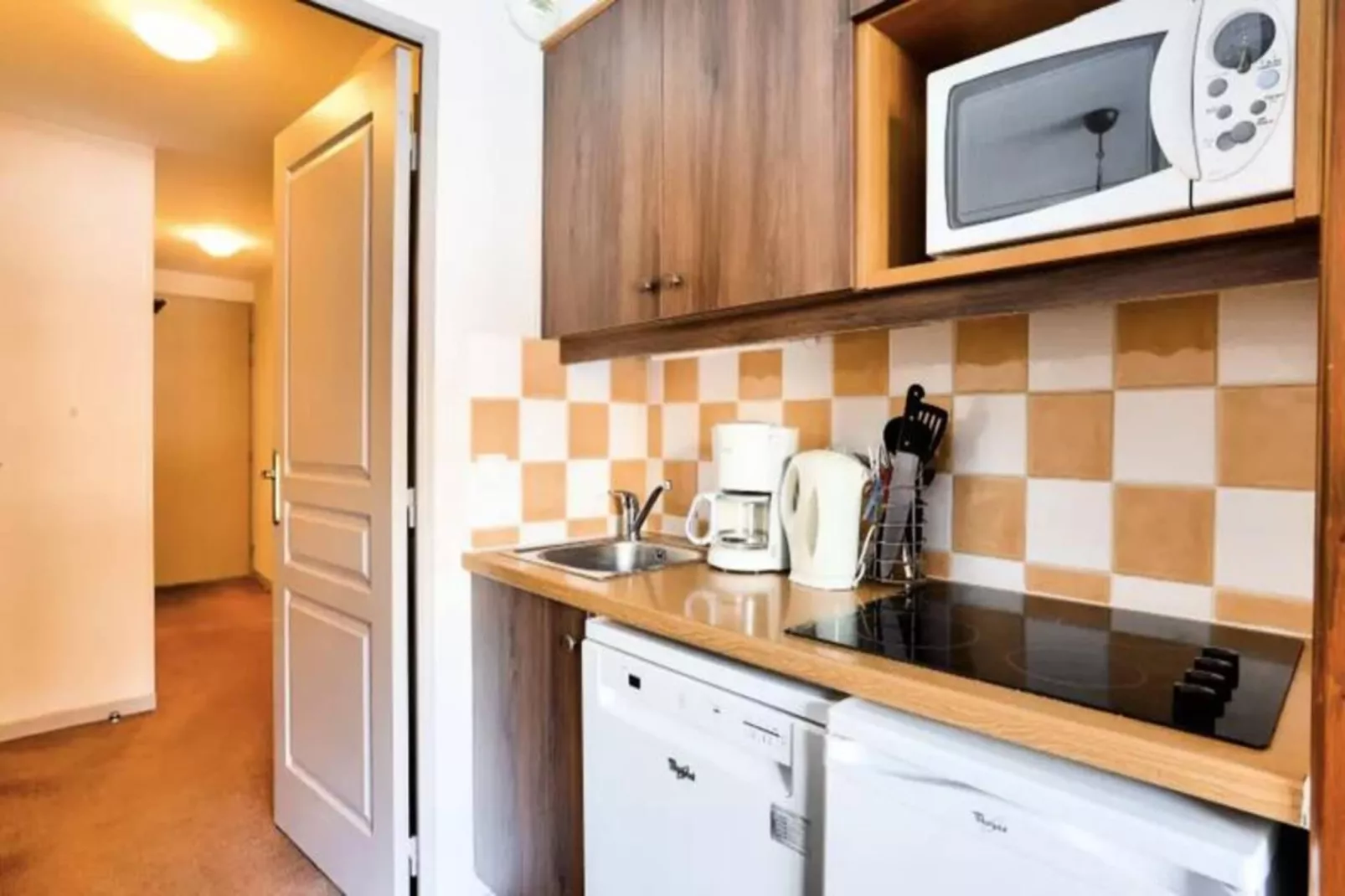 Résidence L'albane - Buitenkant zomer