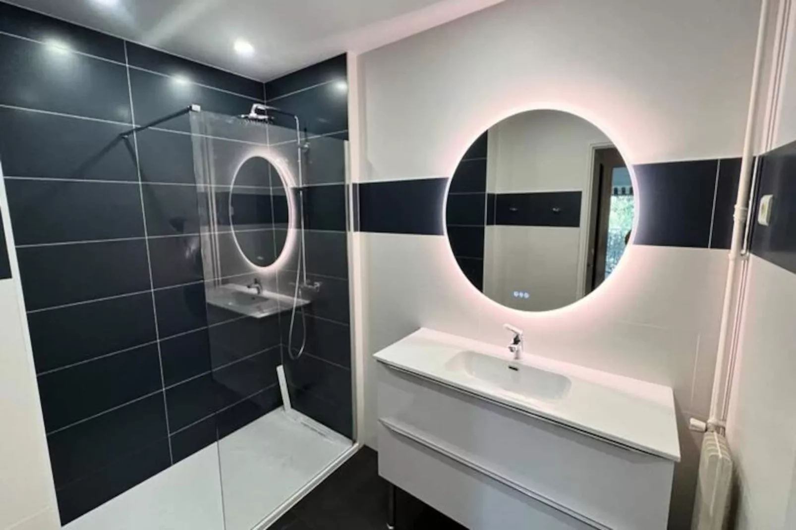 Résidence Le Gallia, Havre De Paix En Centre-ville Avec Terrasse ❤gallia Lys❤-Image-tags.