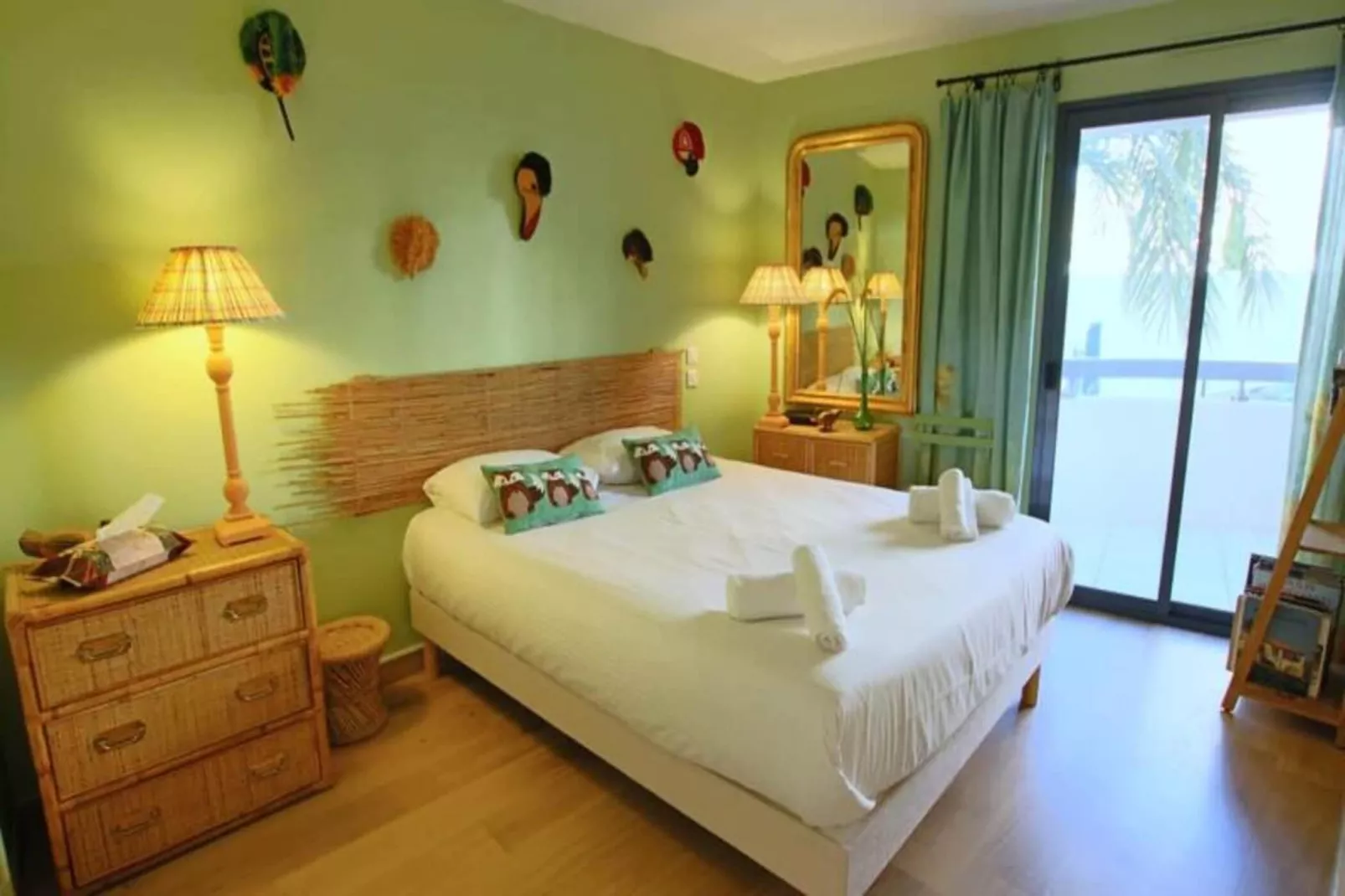 Résidence Appartement R&eacute;nov&eacute; Avec 2 Chambres & Salle De Bain &agrave; La D&eacute;coration Raffin&eacute;e-Recreatieruimte