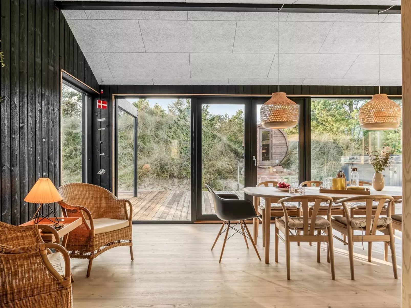 "Erja" - 600m from the sea-Binnen