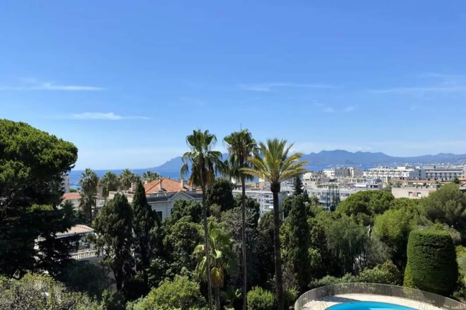 Résidence Appartement D’exception Cannes Centre Vue Mer Piscine ❤live Inparc Bruyere❤-Buitenkant zomer
