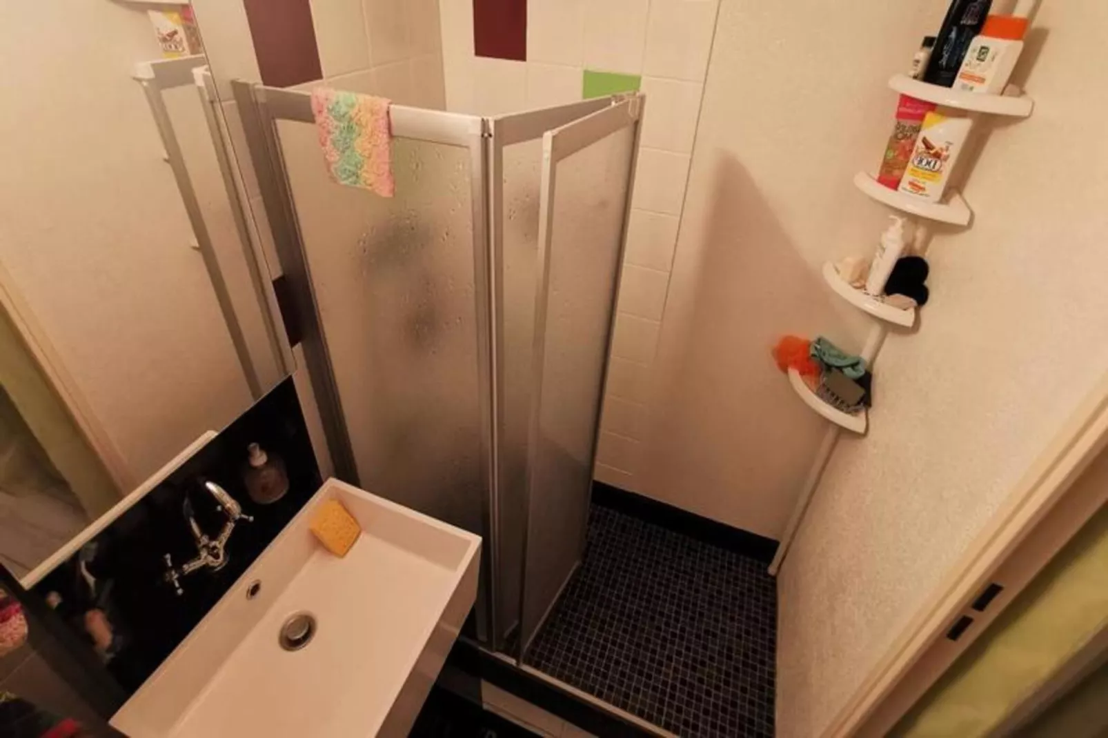 Résidence Grande Bleue-Badkamer