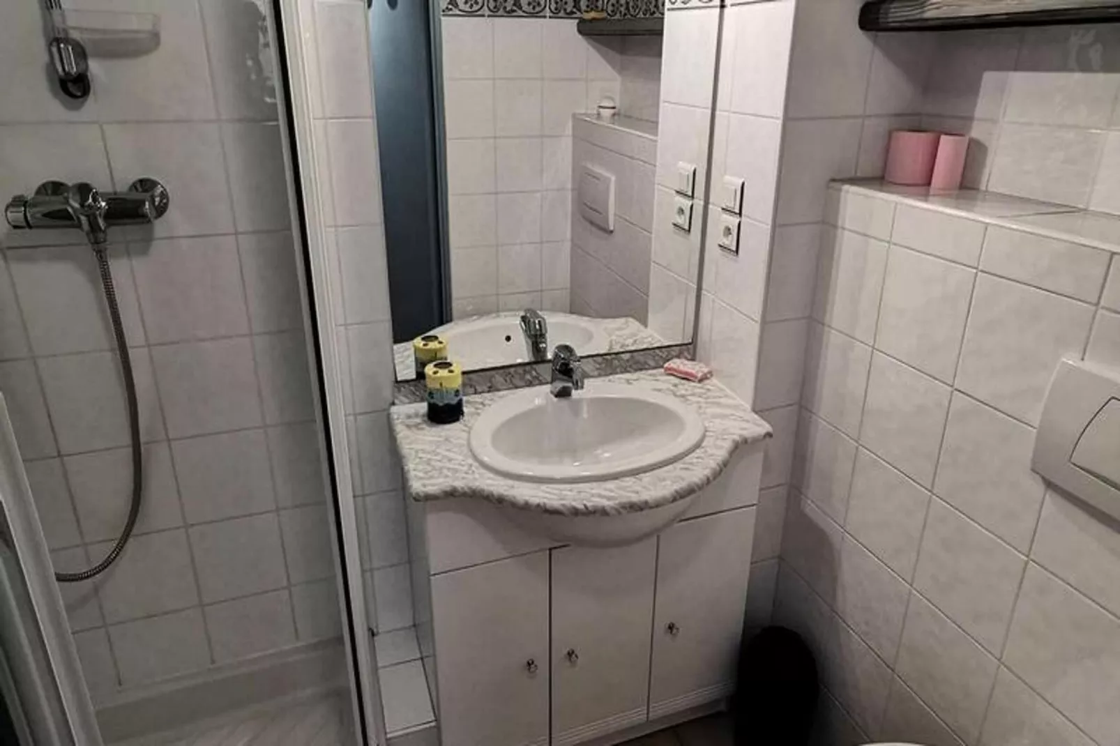 Résidence Grande Bleue-Badkamer