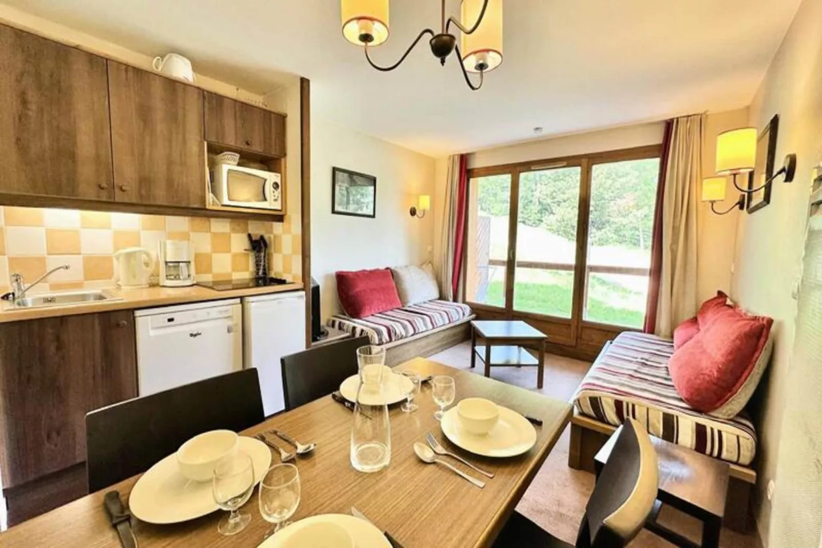 Résidence L'albane - Buitenkant zomer