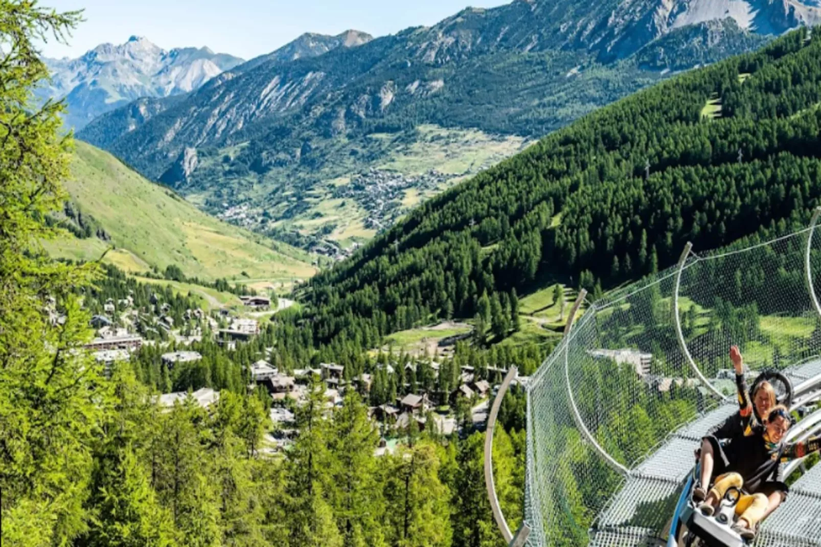 Varsea Residence - Buitenkant zomer