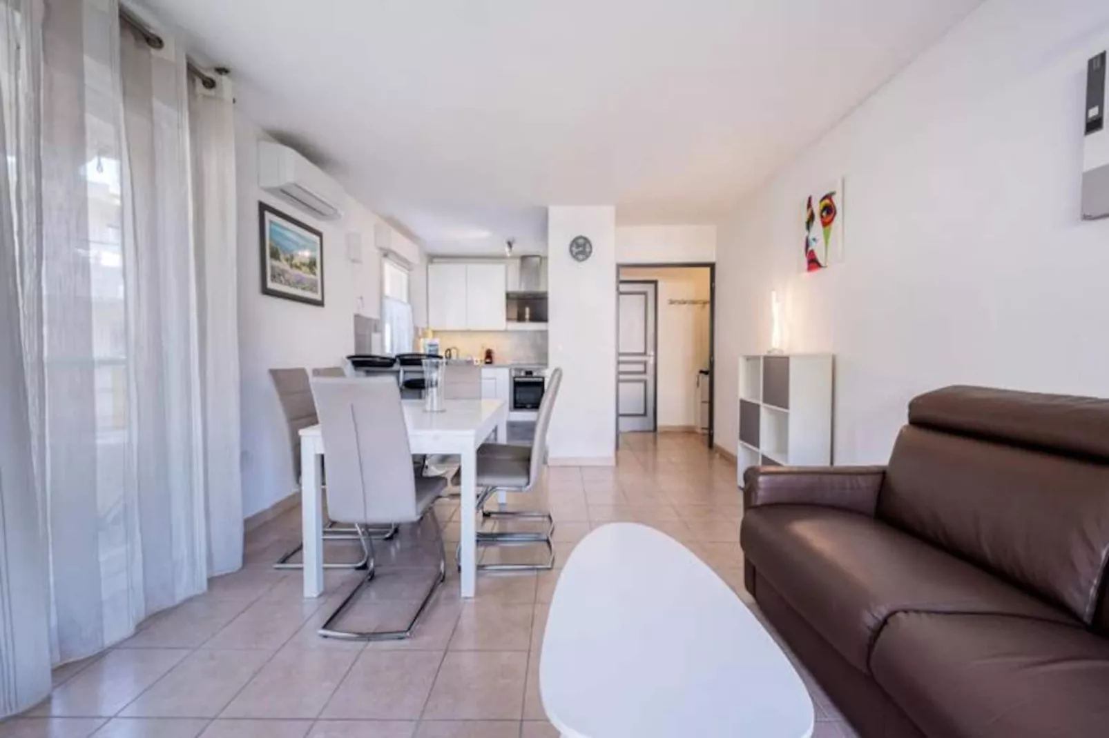 Le Regent Park  Appartement Pour 6 By Sunset-Image-tags.