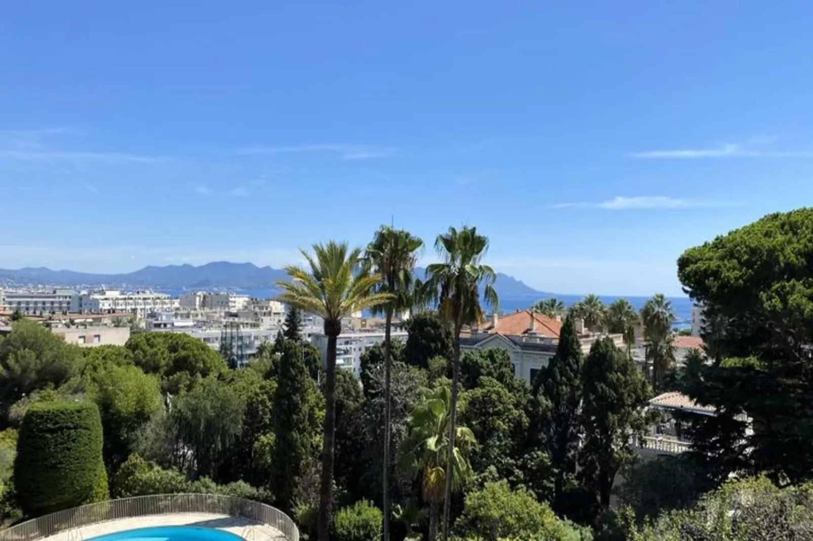 Résidence Appartement D’exception Cannes Centre Vue Mer Piscine ❤live Inparc Bruyere❤-Buitenkant zomer