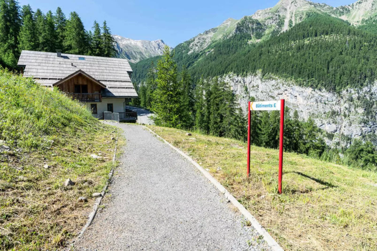 Les Chalets De Bois MÉan - E - Buitenkant zomer