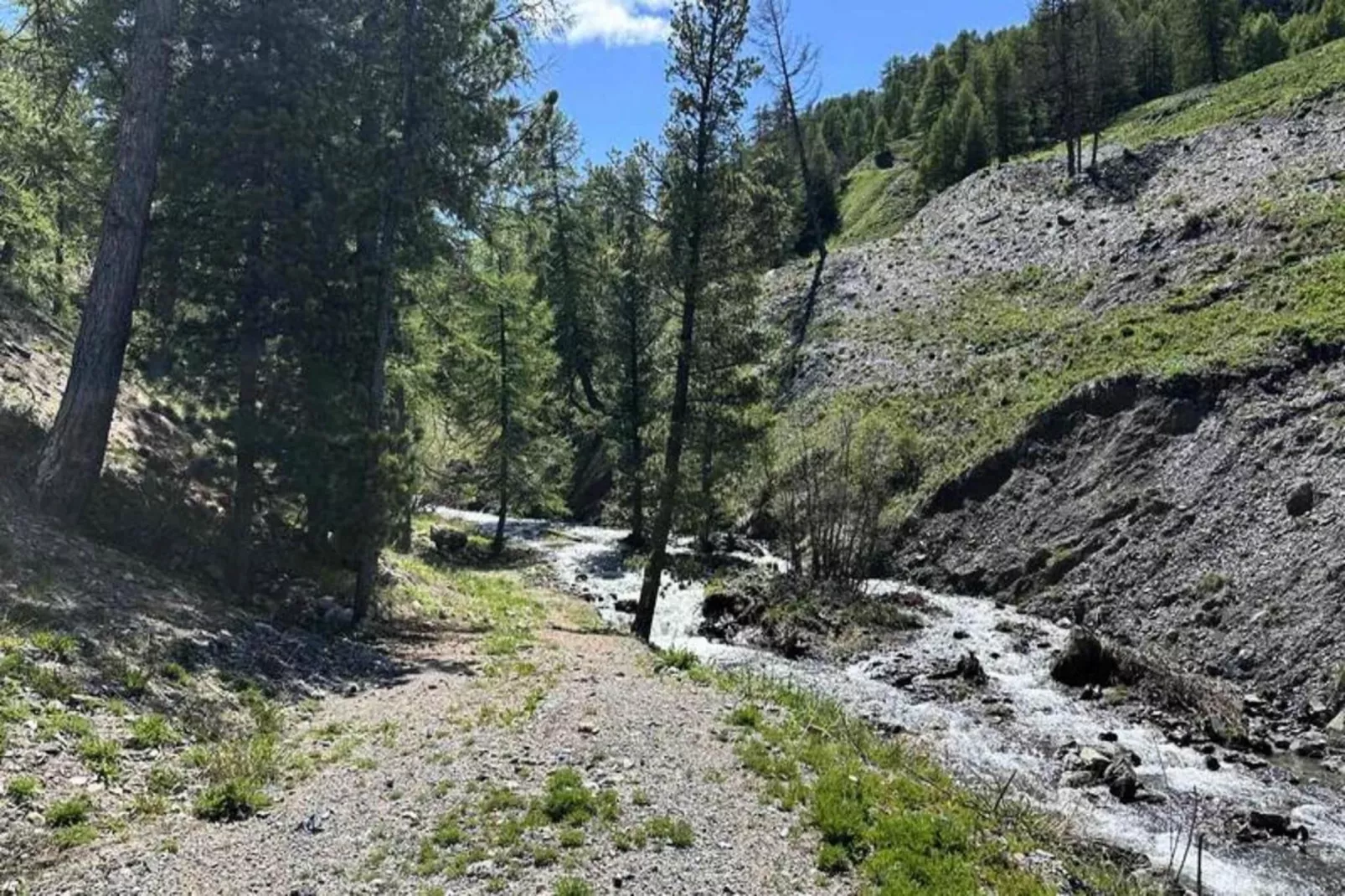 Varsea Residence - Buitenkant zomer