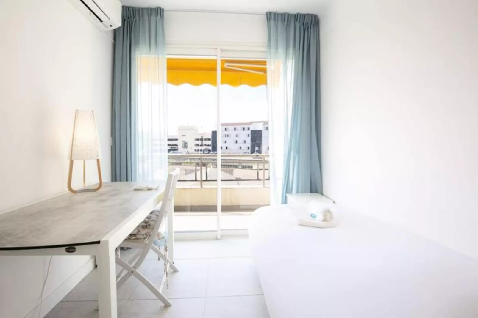 Résidence We &hearts; Cannes ! Cosy 3 Pi&egrave;ces Tout Confort Avec Terrasse Cannes Centre-Buitenkant zomer