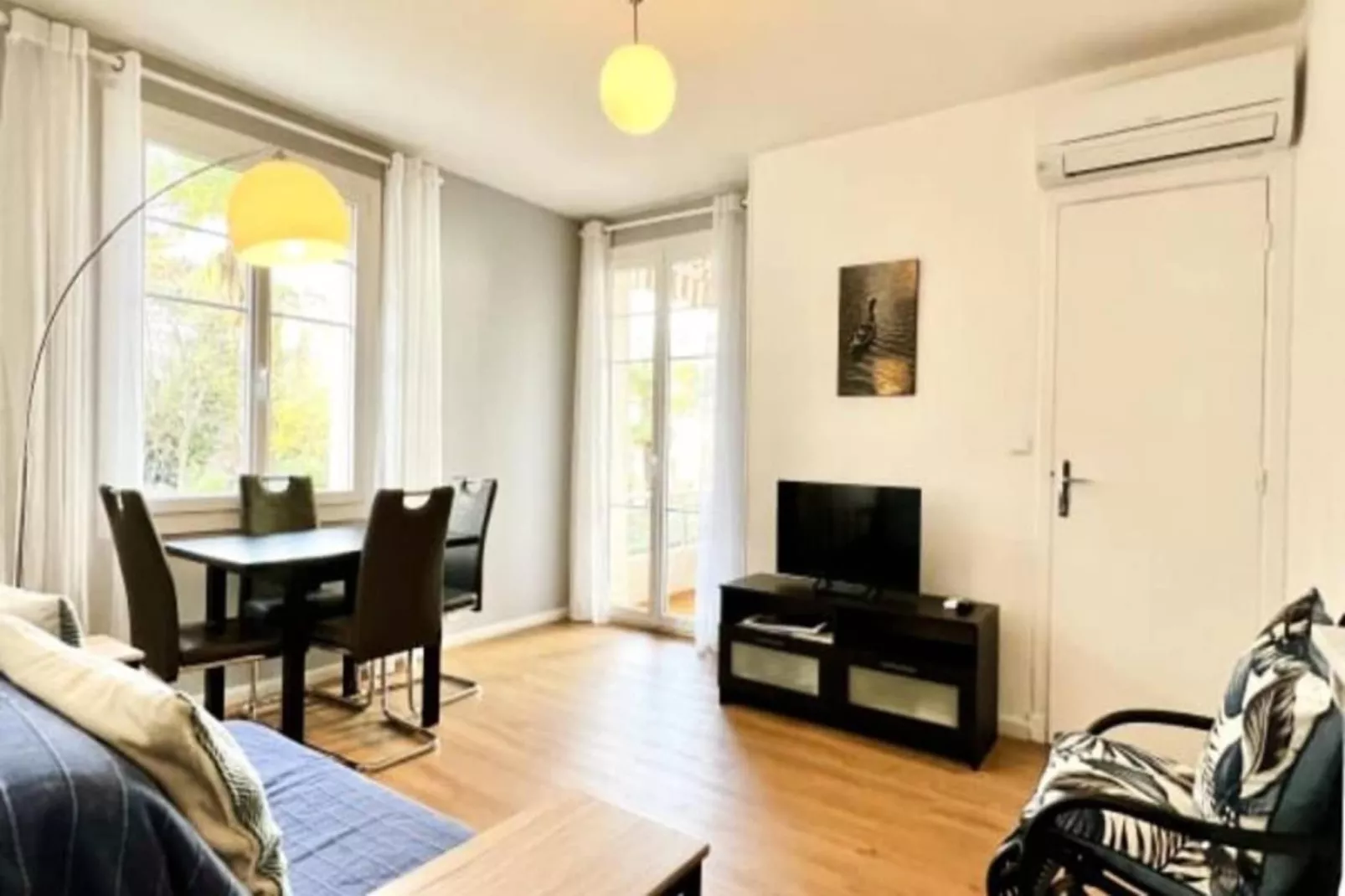 Résidence Appartement 1 Chambre Au Coeur De Cannes-Buitenkant zomer