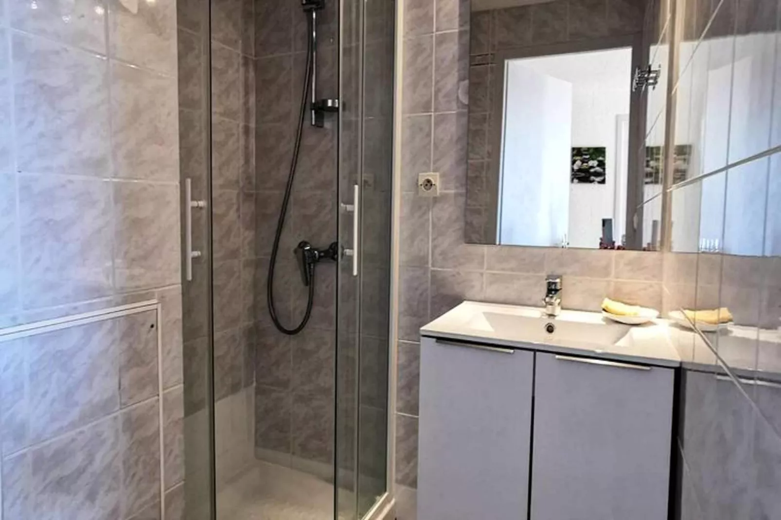 Résidence Maryland 1 Et 2-Badkamer