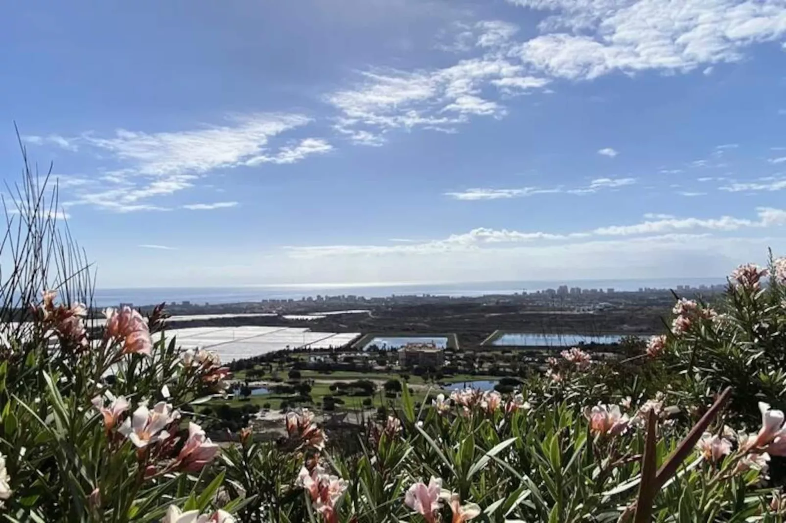 Appartement Vistamar : Piscine Et Magnifique Terrasse Panoramique-Image-tags.