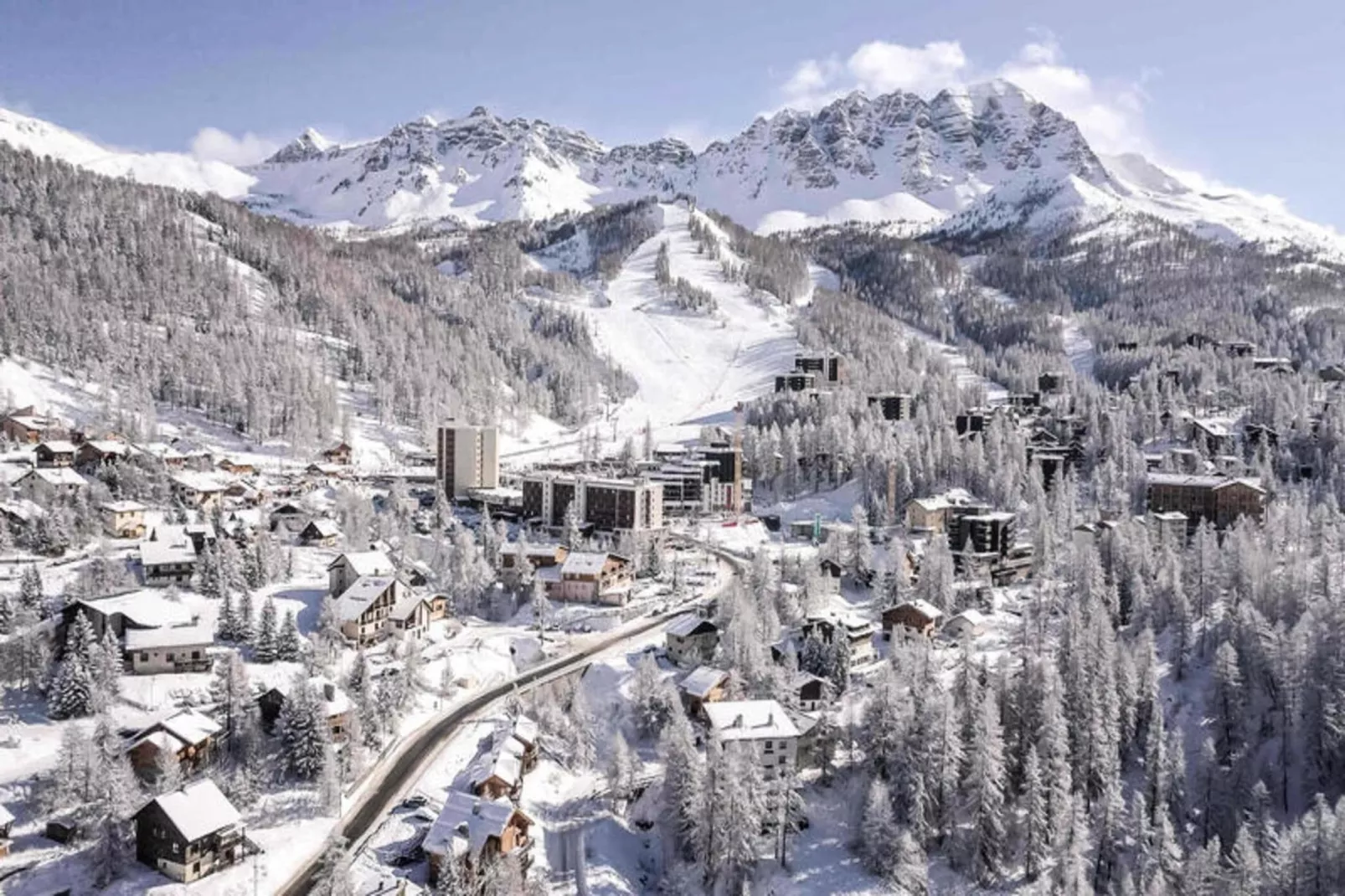 Varsea Residence - Buitenkant zomer