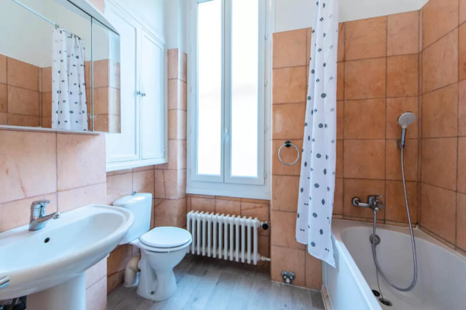 Maison à Nice-Badkamer