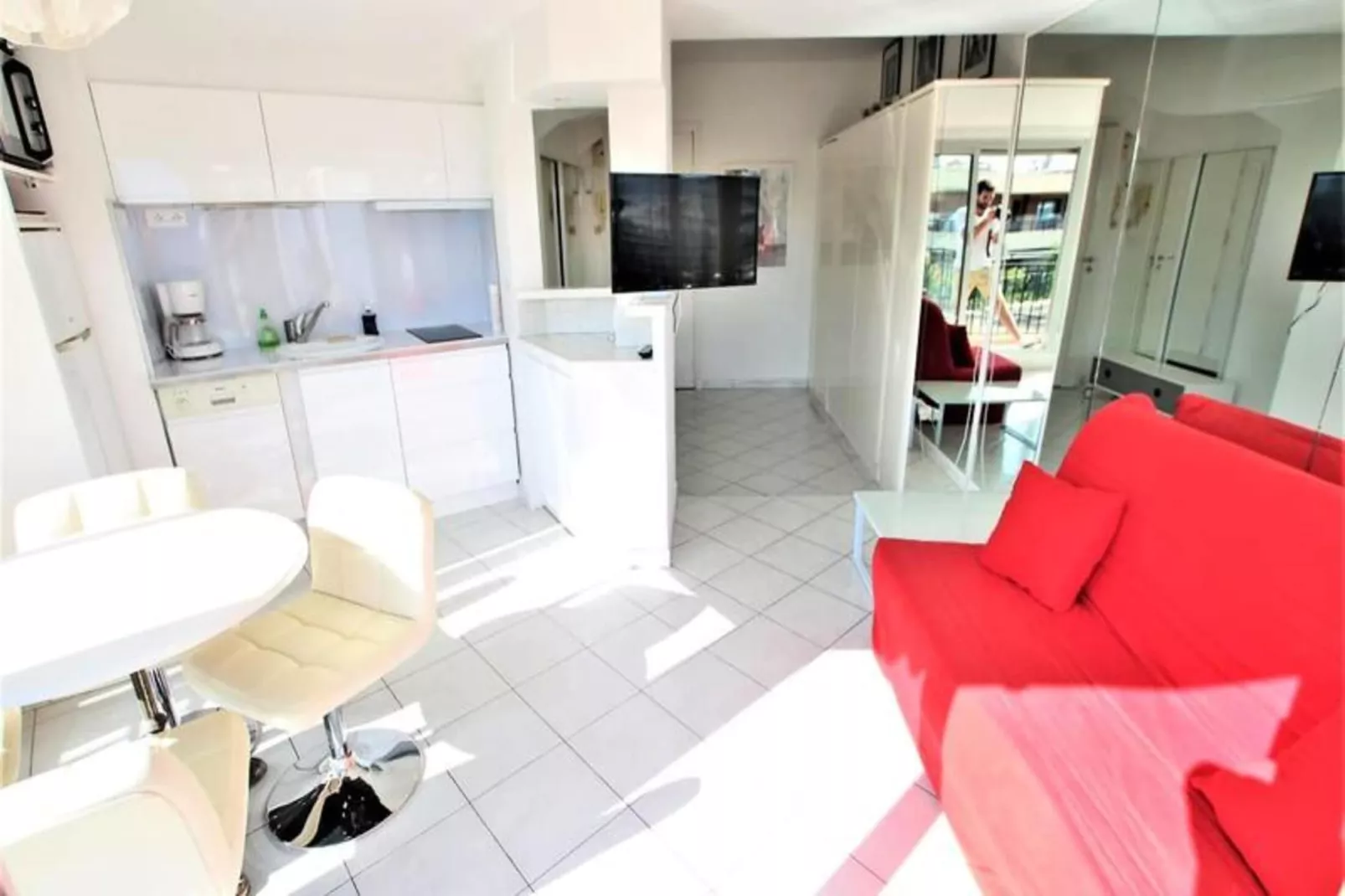 Résidence Studio Dernier &eacute;tage Avec Terrasse Sur Splendide Vue Mer-Buitenkant zomer