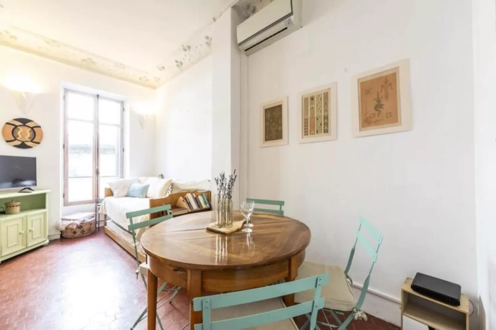 Résidence Bnb Renting Grand Studio Au C&oelig;ur De Cannes, Quartier De La Vieille Ville !-Buitenkant zomer
