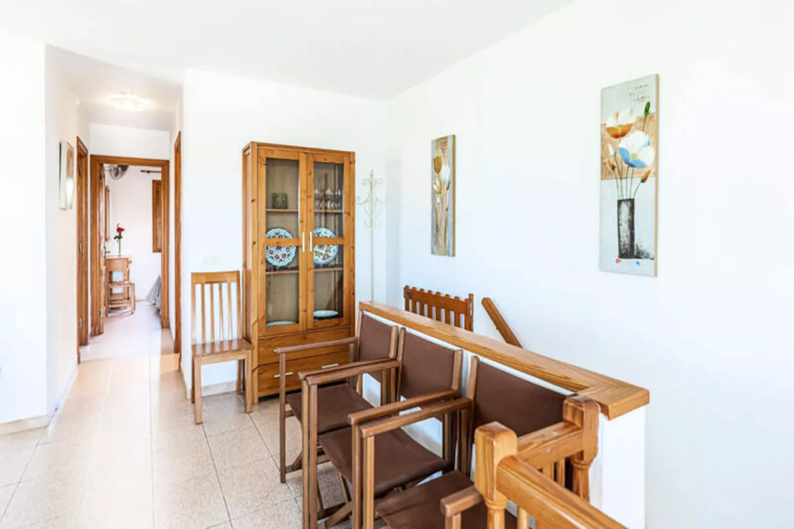 Maison à Son Bou-Image-tags.