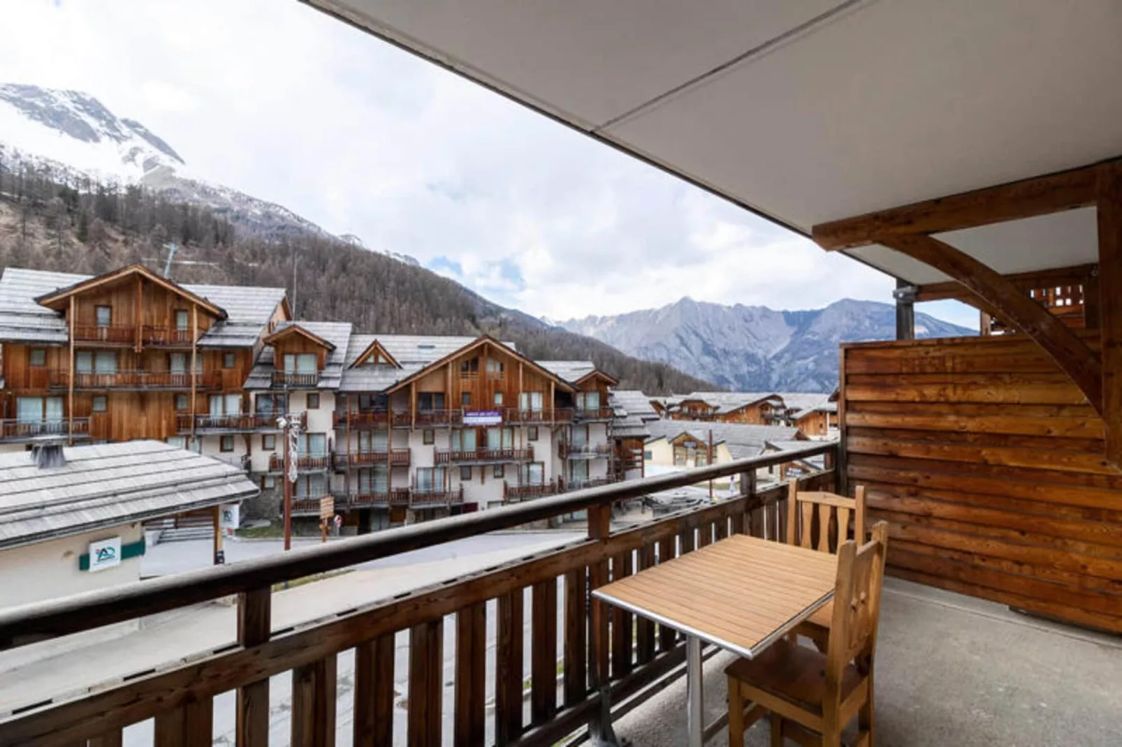 Résidence Le Balcon Des Airelles-Terrasbalkon
