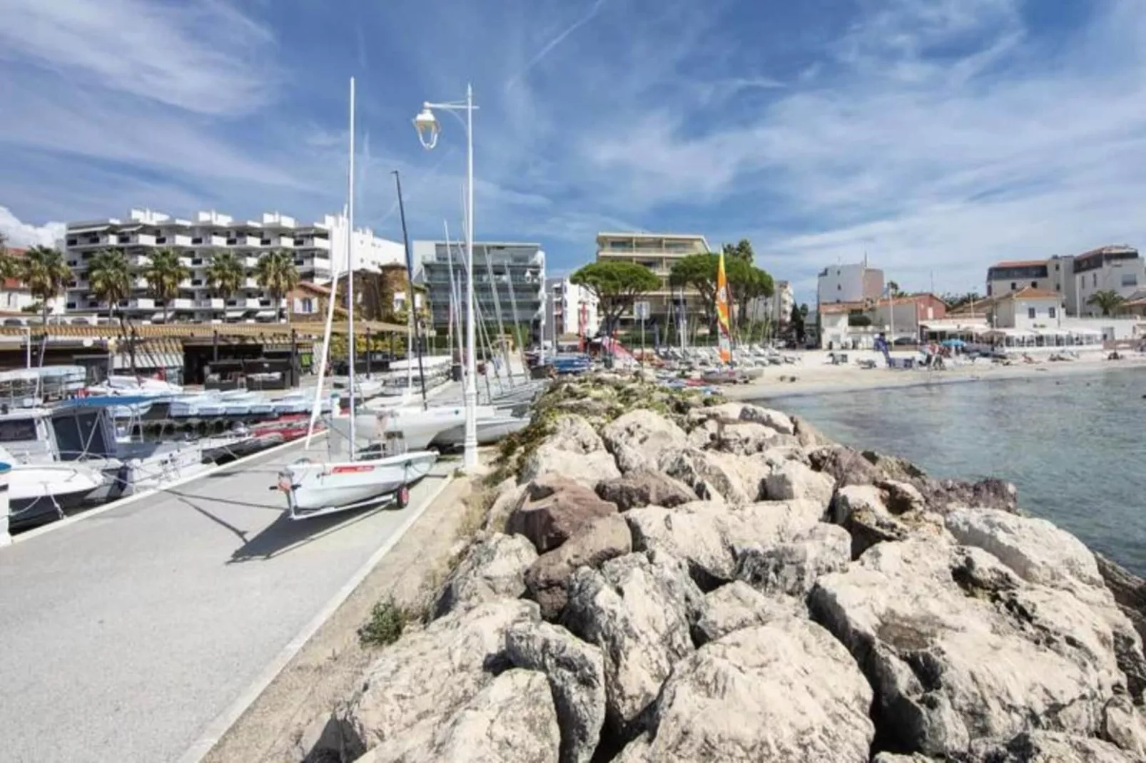 Résidence Appartement &eacute;quip&eacute; 70 M&sup2; Face &agrave; La Mer Dernier &eacute;tage Avec Magnifique Vue Me-Buitenkant zomer