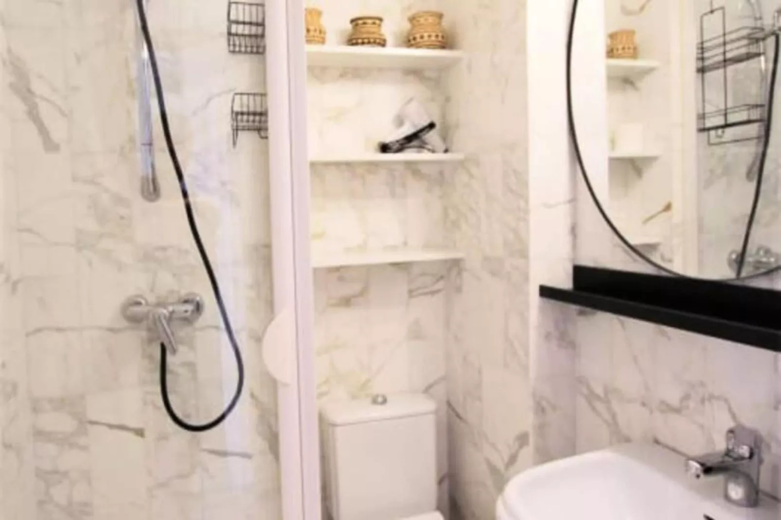 Résidence Appartement R&eacute;nov&eacute; Avec 2 Chambres & Salle De Bain &agrave; La D&eacute;coration Raffin&eacute;e-Recreatieruimte