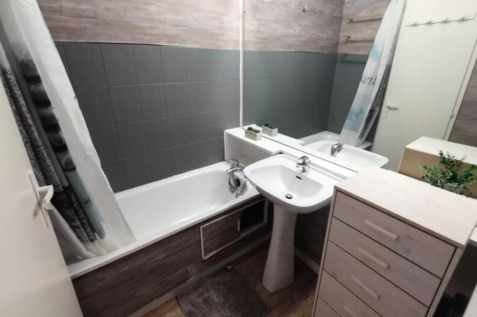 Résidence Lavalette C6-Overloop