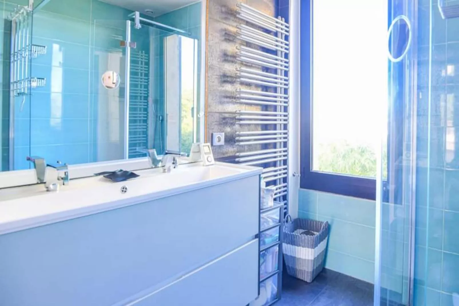 Villa Notre-dame - Piscine Parking 4 Chambres-Image-tags.