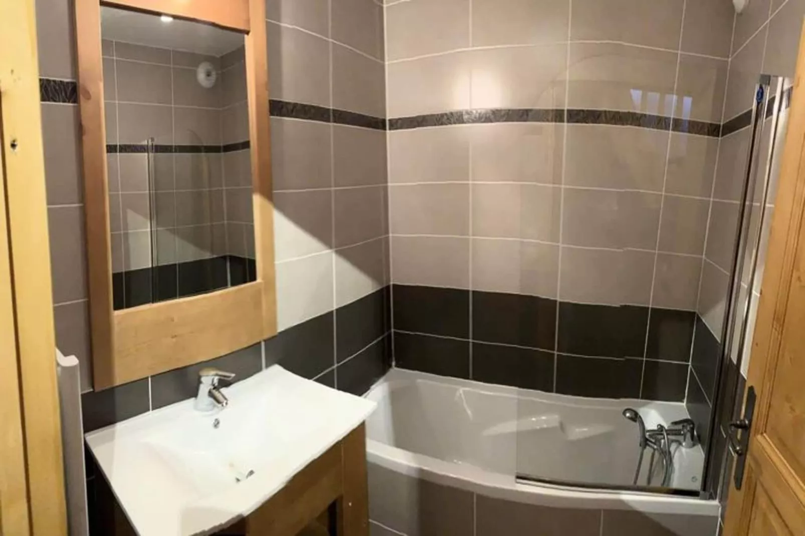 Chalet Des Rennes - Buitenkant zomer