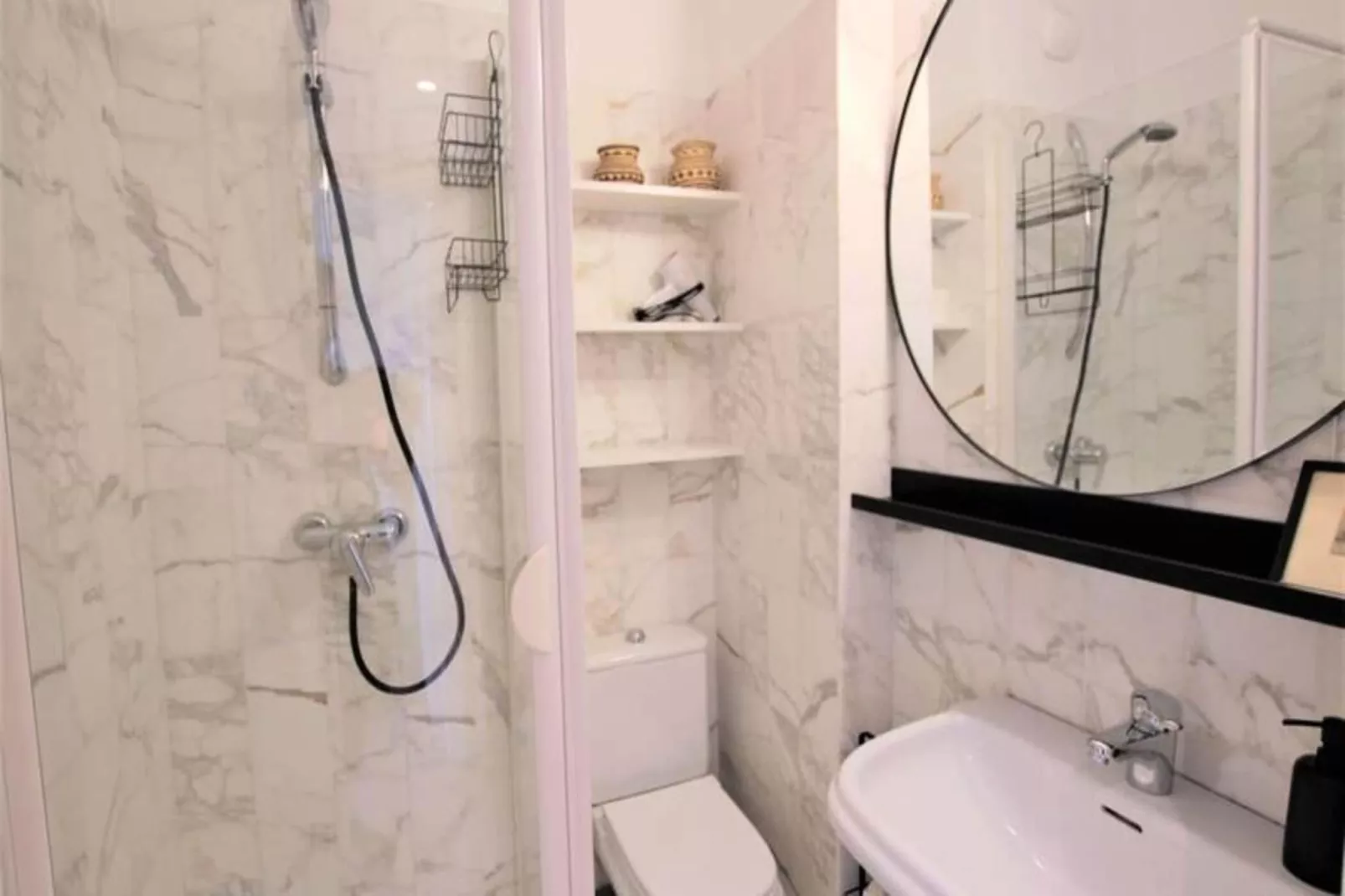 Résidence Appartement R&eacute;nov&eacute; Avec 2 Chambres & Salle De Bain &agrave; La D&eacute;coration Raffin&eacute;e-Recreatieruimte