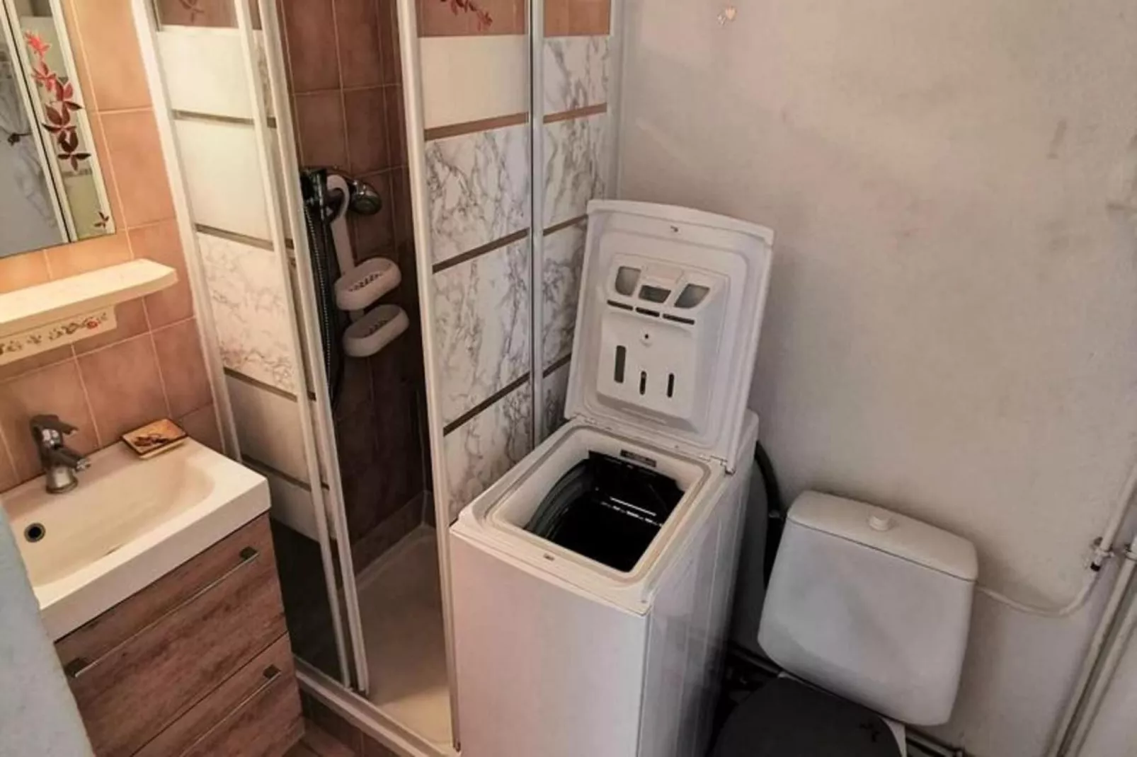 Résidence Village Merlin-Badkamer