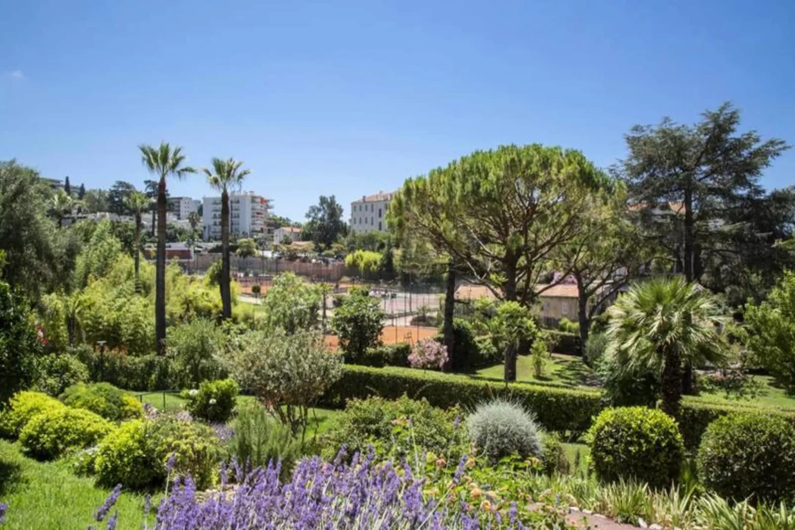 Résidence Appartement Enti&egrave;rement &eacute;quip&eacute; De 105 M2 Avec Vue Mer Et Collines-Buitenkant zomer