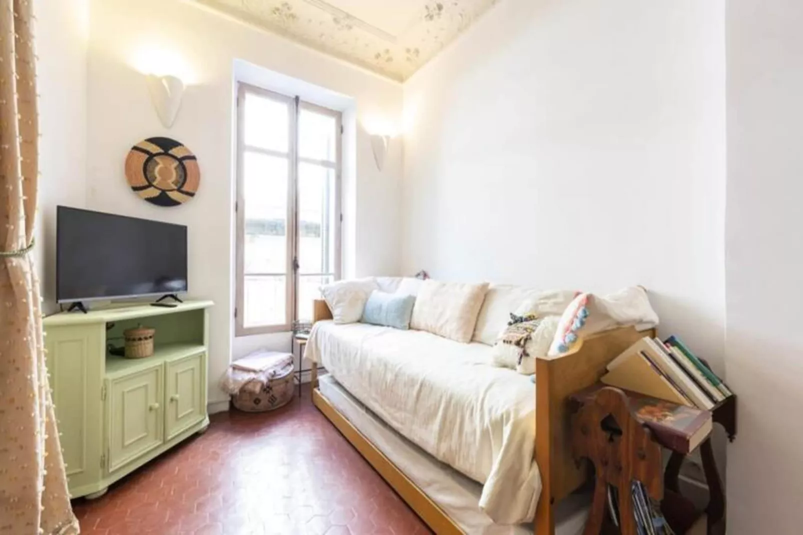 Résidence Bnb Renting Grand Studio Au C&oelig;ur De Cannes, Quartier De La Vieille Ville !-Buitenkant zomer