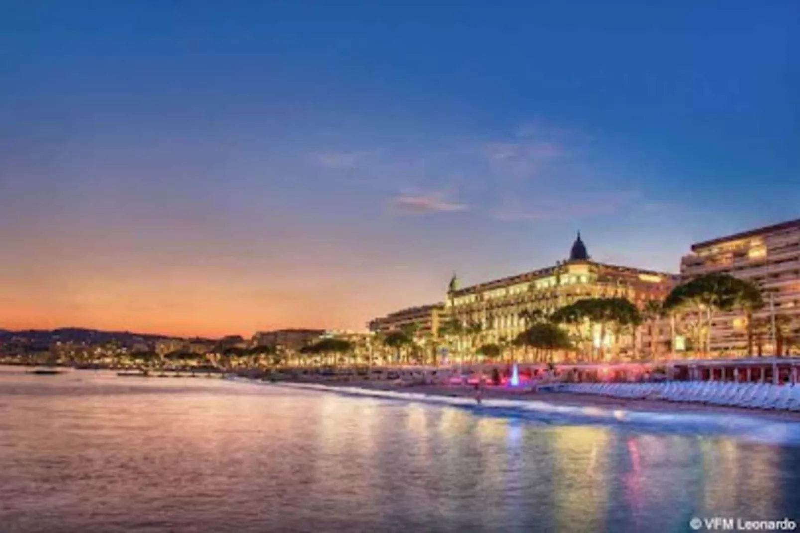 Résidence Appartement 39 M2 En Plein Centre Ville De Cannes, Climatis&eacute;-Buitenkant zomer