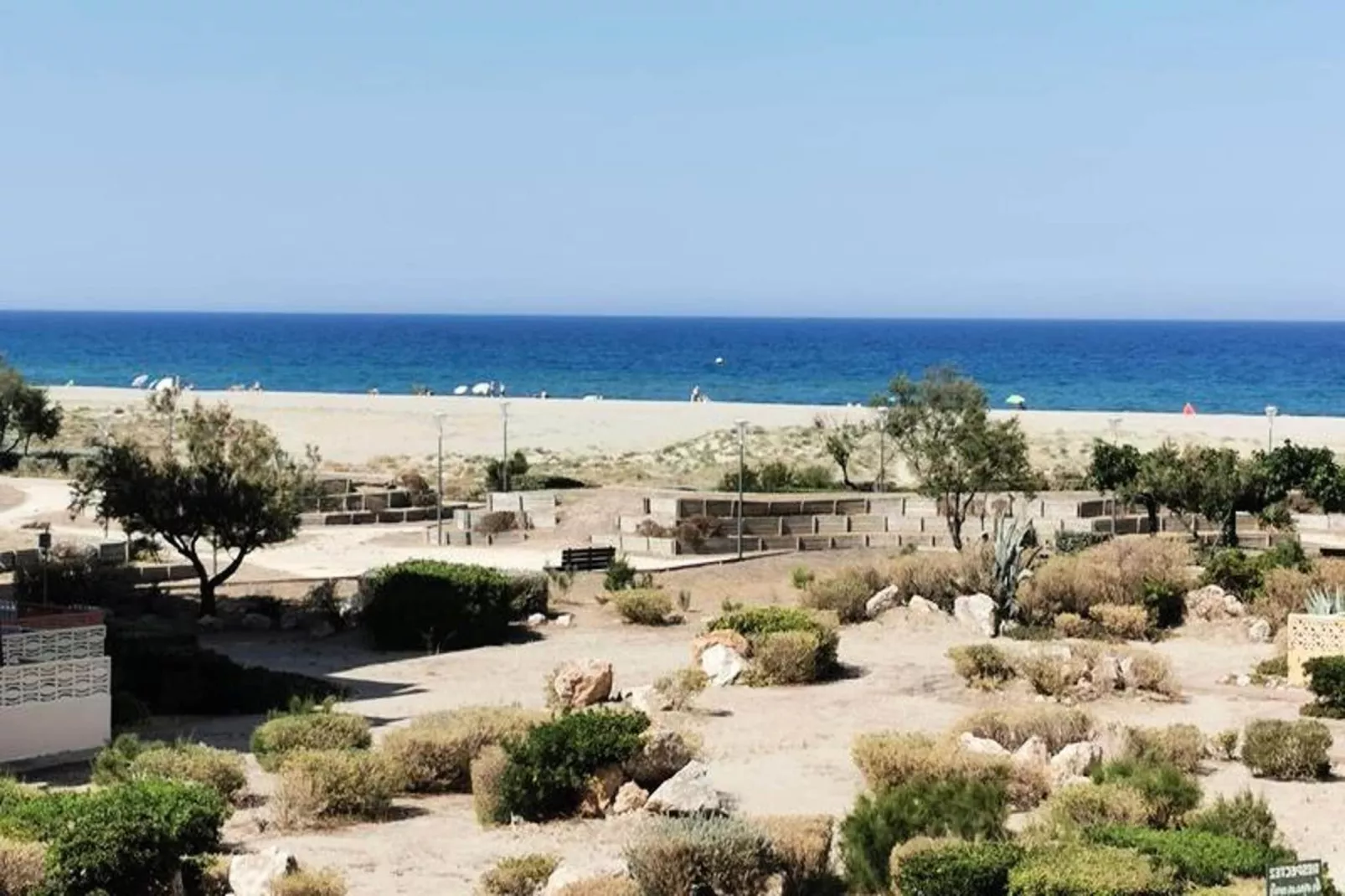 Résidence Les Nefs Des Sables-Uitzicht zomer