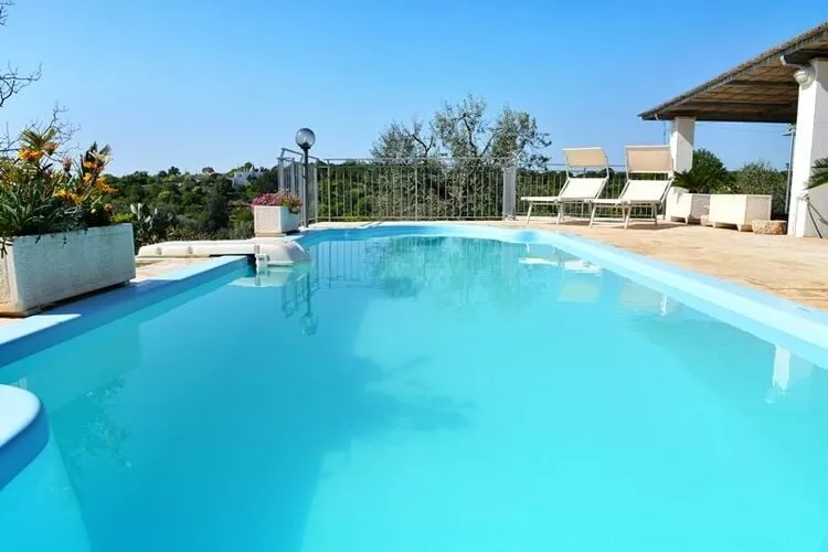 Holiday home Cisternino-Trullo Ulivo Antico-Zwembad