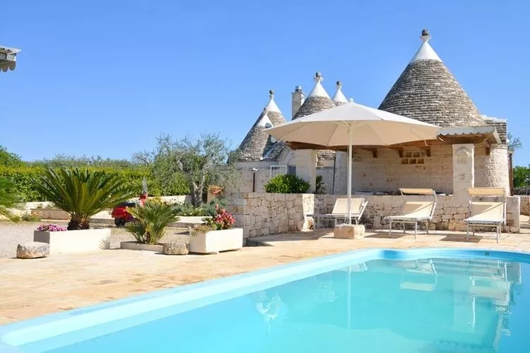 Holiday home Cisternino-Trullo Ulivo Antico-Zwembad