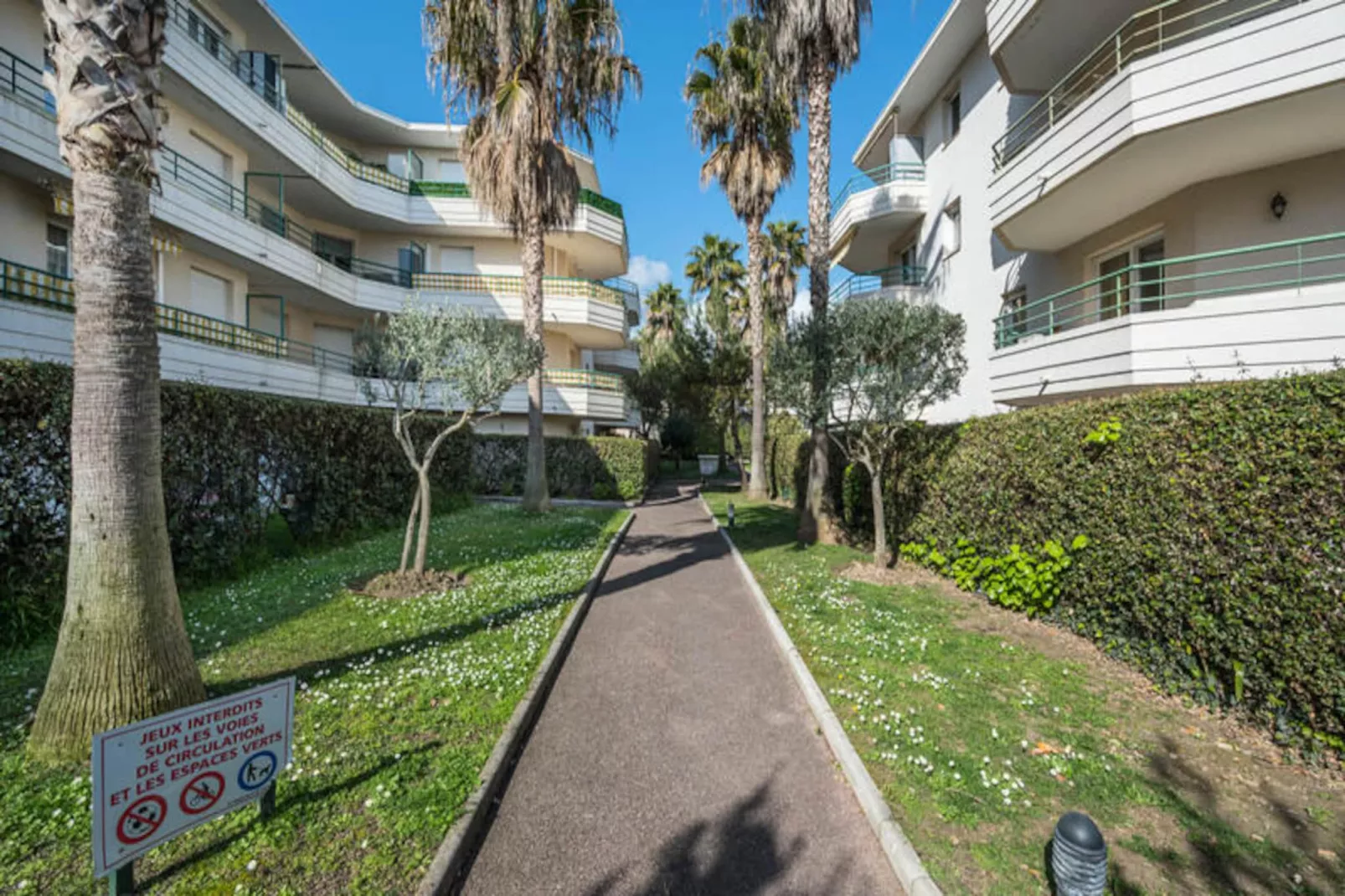 Le Regent Park  Appartement Pour 6 By Sunset-Image-tags.