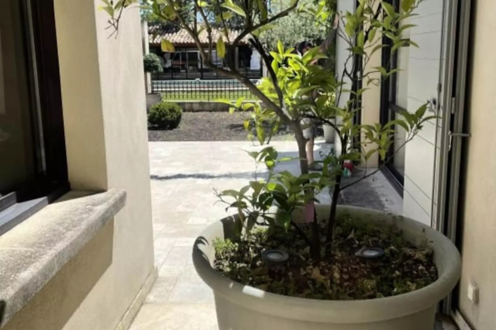 Belle Villa Contemporaine, Piscine Et Grand Jardin-Image-tags.