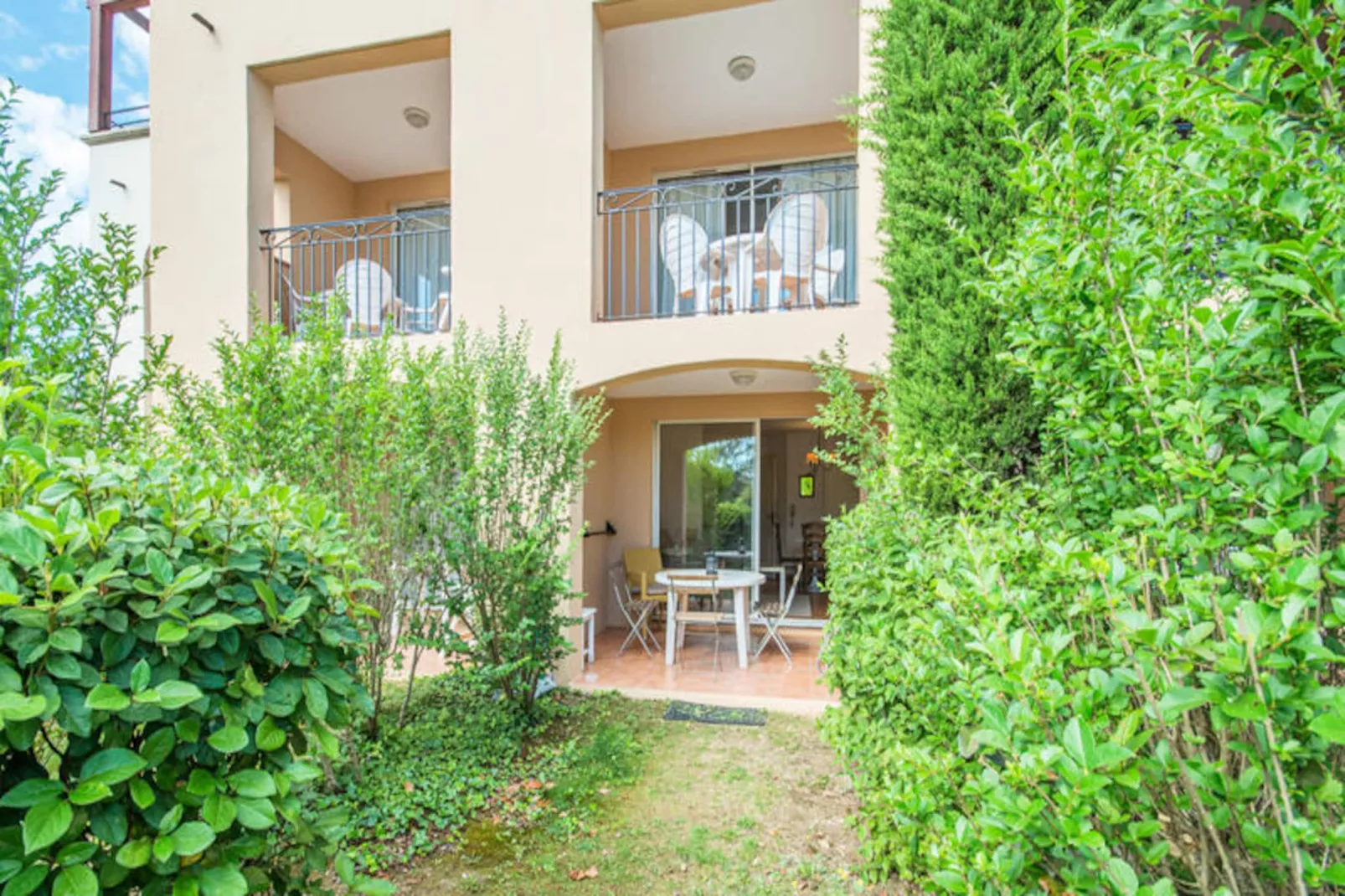 Village Pont Royal en Provence - maeva Home-Image-tags.