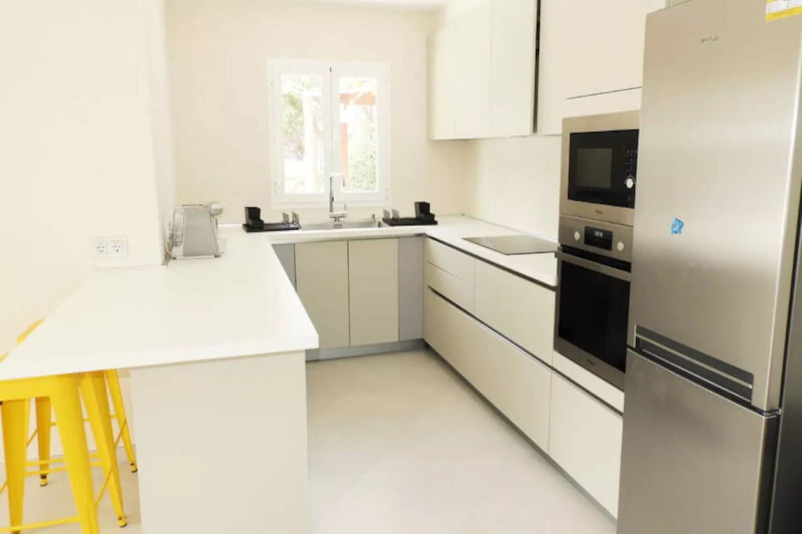 Maison à Binisafuller-Image-tags.