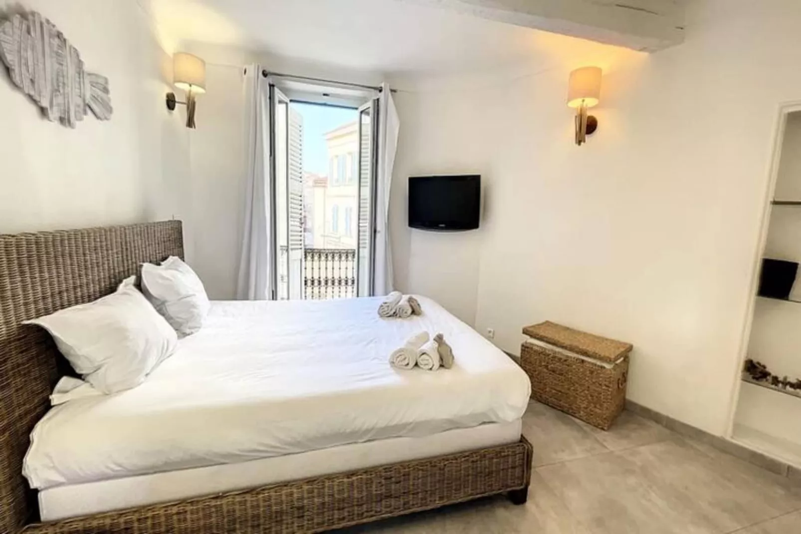 Palais & Croisette 1 Mn, 2 Pi&egrave;ces Spacieux Avec Balcon - Olam Properties-Buitenkant zomer