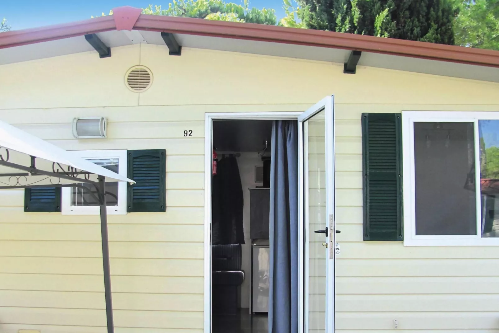 Mobile Homes Toscolano, Toscolano Maderno-Mobilhome Superior-Buitenkant zomer