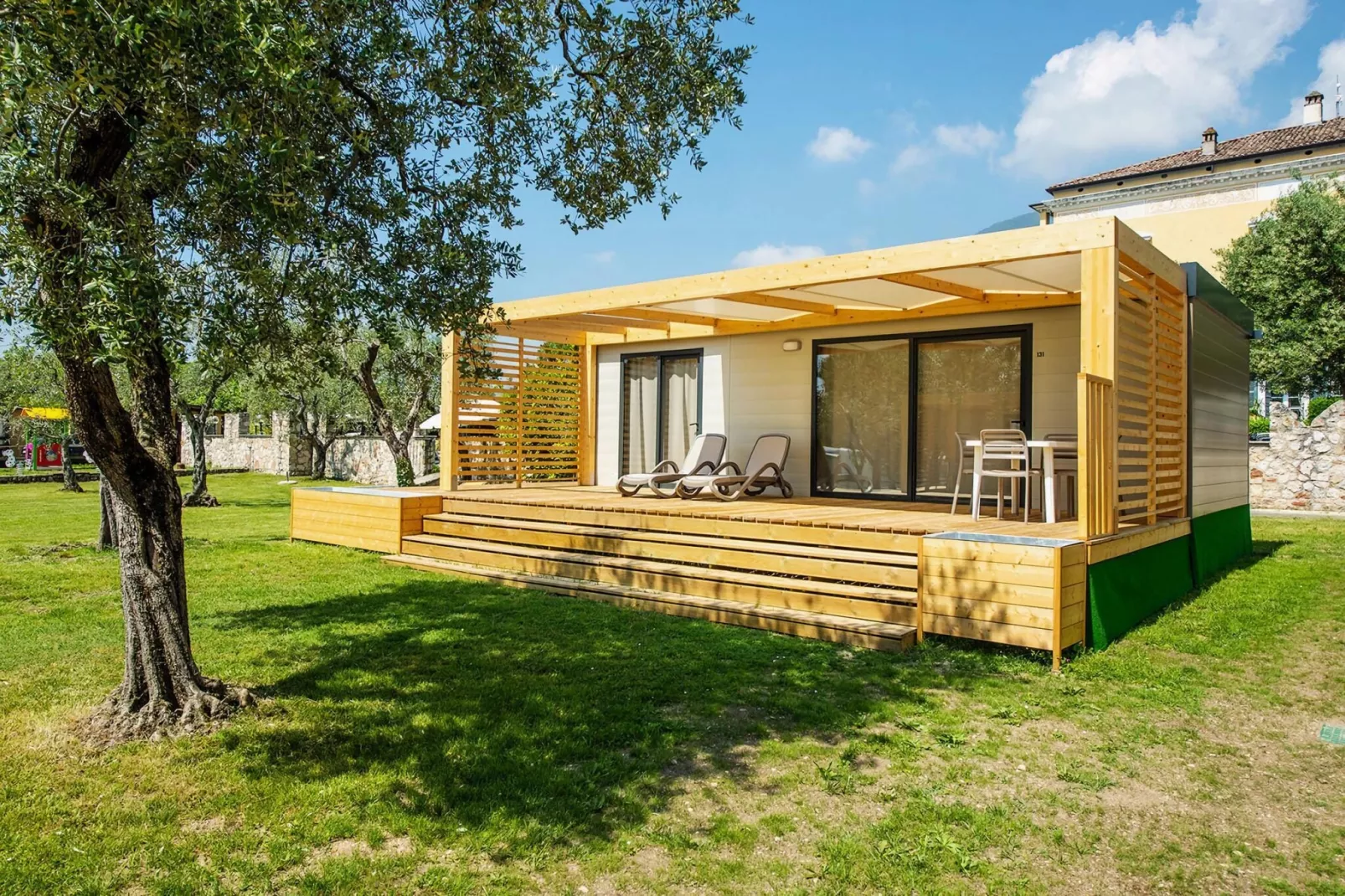 Mobile Homes Toscolano, Toscolano Maderno-Mobilhome Superior-Buitenkant zomer