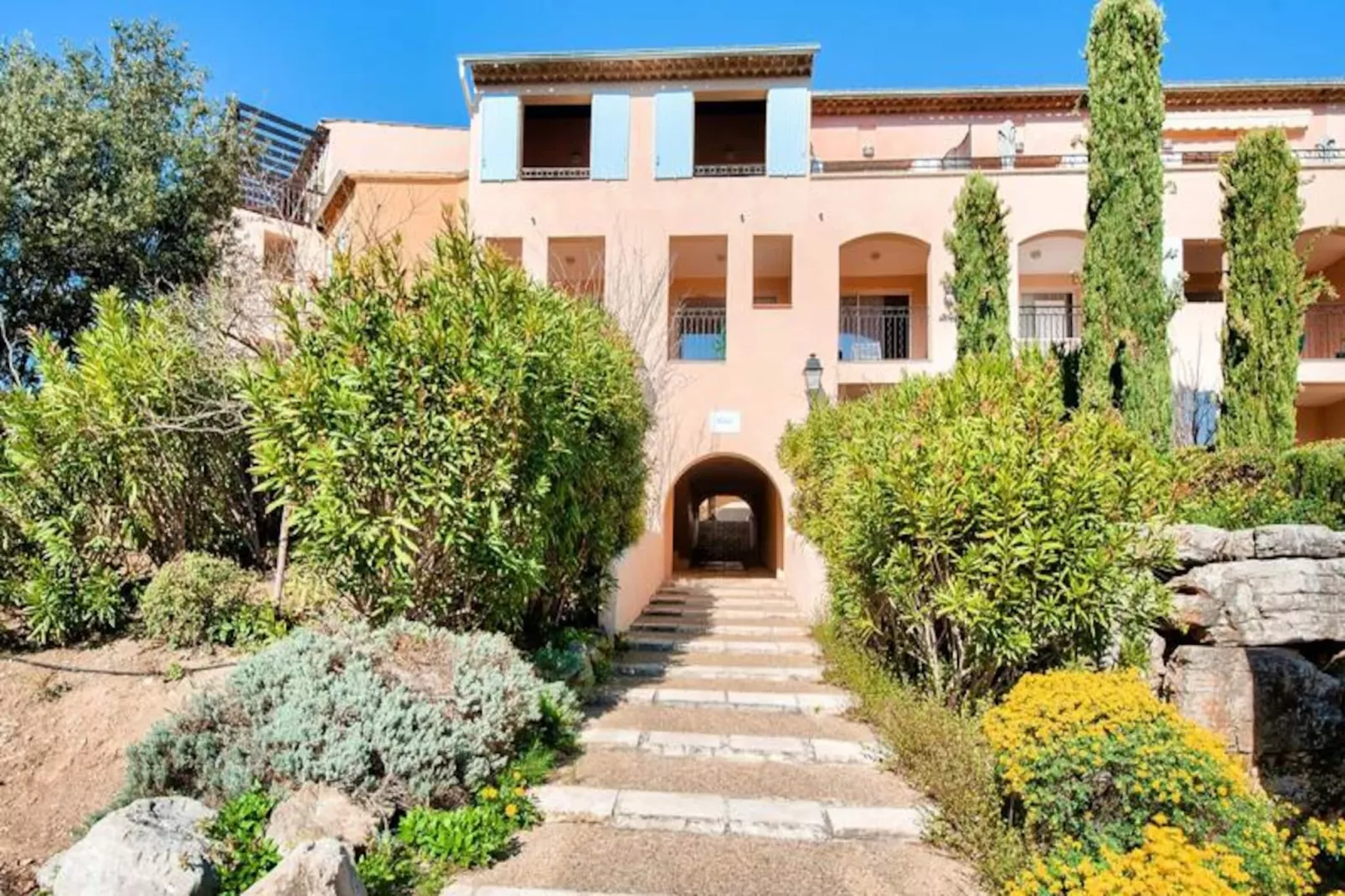 Village Pont Royal en Provence - maeva Home-Image-tags.