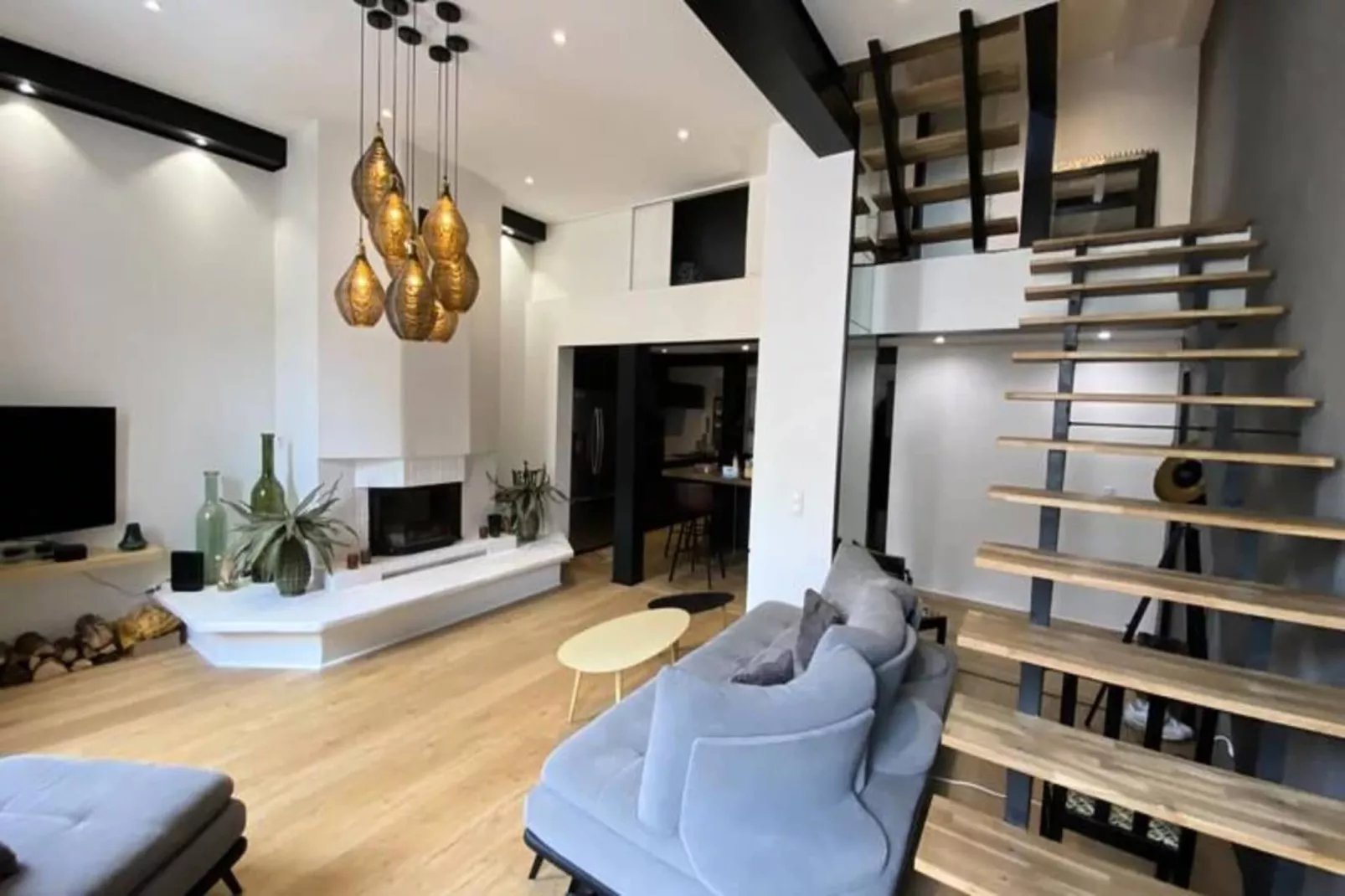 06bx : Superbe Loft - 100m2 - 6 Personnes-Buitenkant zomer