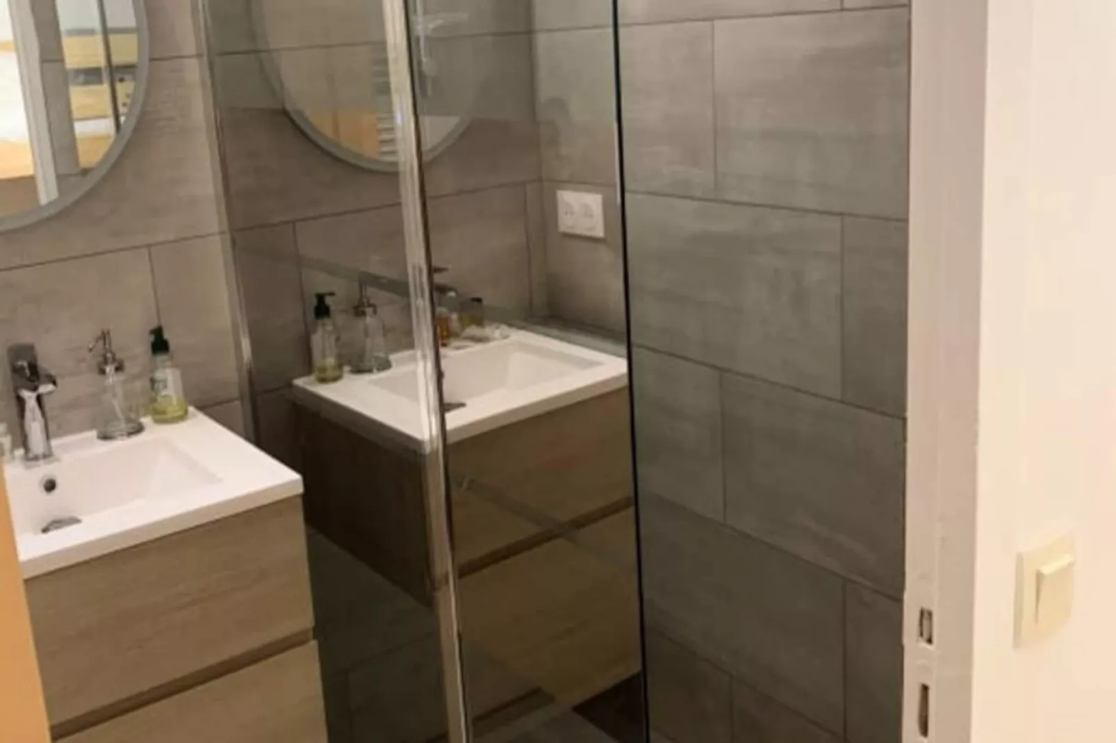 06u - Beau Studio En R&eacute;sidence - Piscine Et Tennis-Image-tags.