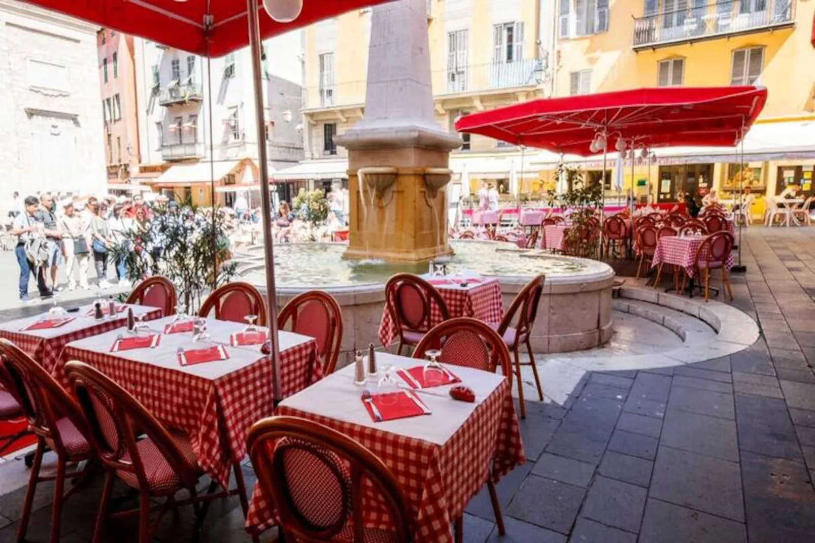 06a2 - Cœur Du Vieux Nice: Bel Appartement Rénové-Image-tags.