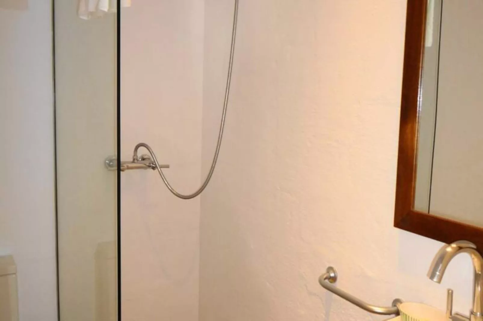 Maison à Binisafuller-Image-tags.